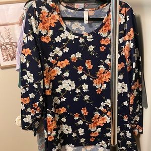 LuLaroe long sleeve size 2XL